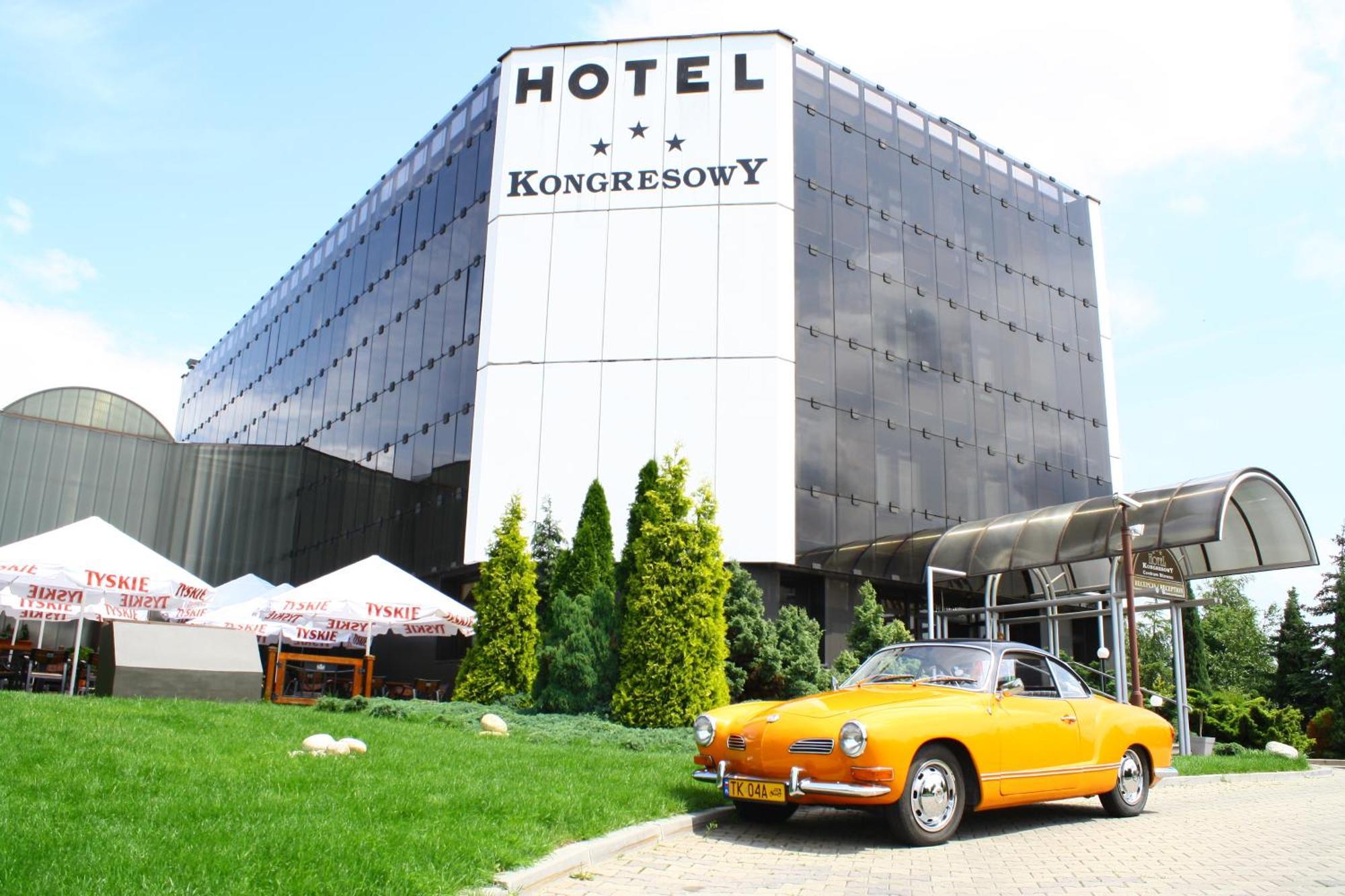 Hotel Kongresowy キェルツェ エクステリア 写真