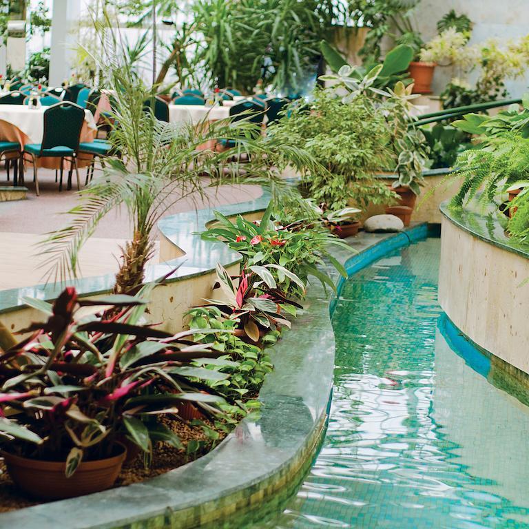 Hotel Kongresowy キェルツェ エクステリア 写真